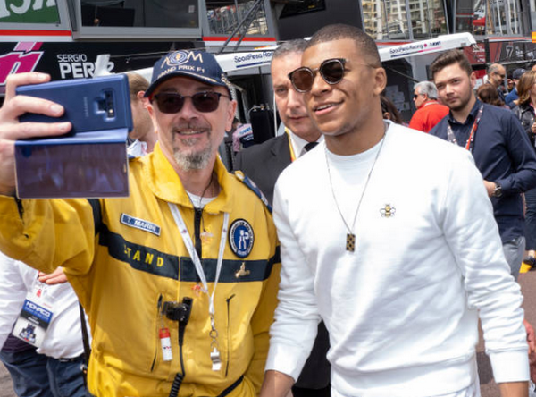 Ảnh bài viết Ligue 1 vừa kết thúc, Mbappe ngay lập tức xuất hiện ở Monaco