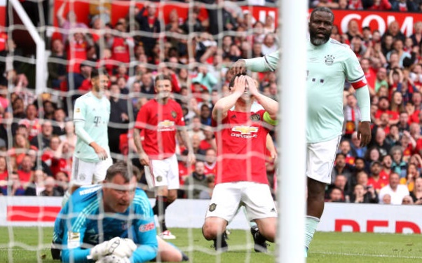 Ảnh bài viết "Sir Alex nói với tôi: 'Thế quái nào cậu lại thử làm điều đó?'"