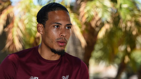Van Dijk: Ngày đó, tôi chỉ ăn toàn thứ có hại