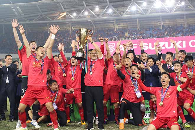King’s Cup: Hai kịch bản tương phản thú vị cho trận derby số 1 Đông Nam Á