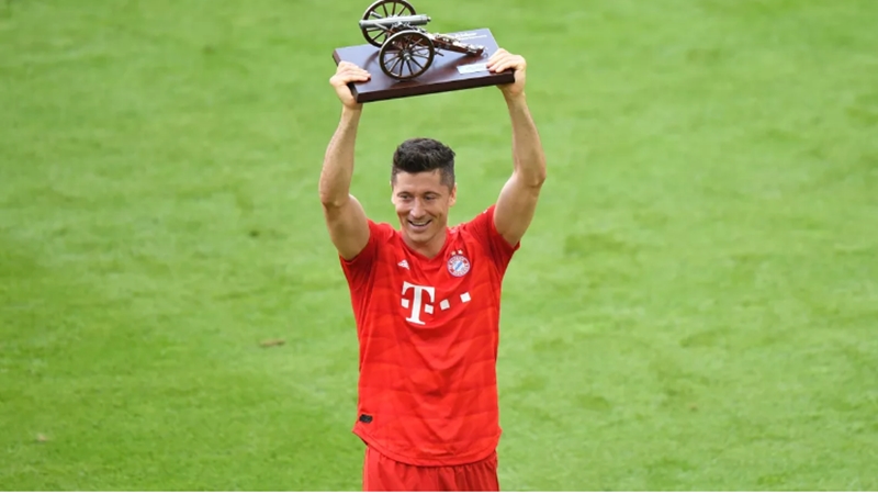 Những cái nhất của Bundesliga 2018-2019: Alacer, Sancho, Lewy và ...