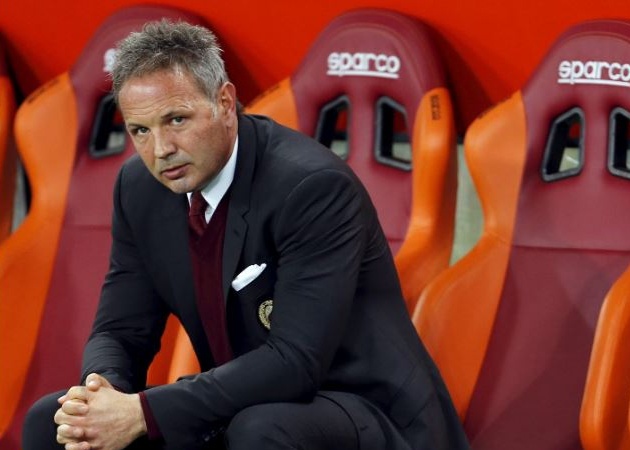 Ảnh bài viết AS Roma quan tâm đến người hùng của Bologna