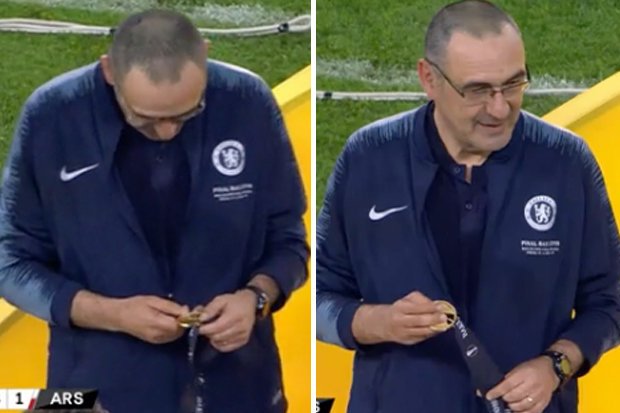 Ảnh bài viết HLV Sarri khiến CĐV Chelsea rơi nước mắt chỉ vì 1 hành động sau chung kết Europa League