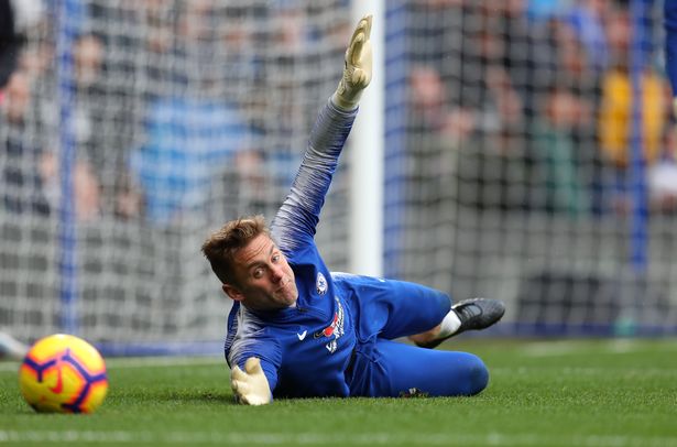 CHÍNH THỨC: "Kẻ pha trà" ở Chelsea giải nghệ