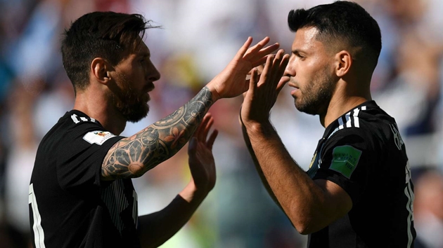 Aguero: "Mọi người nên biết Messi yêu Argentina đến mức nào"