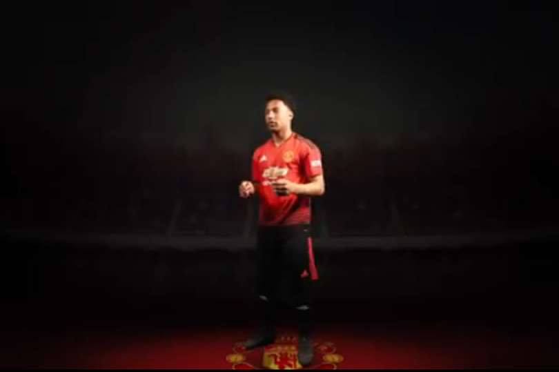 CHÍNH THỨC! Man Utd chiêu mộ "hàng hot" từ Ajax