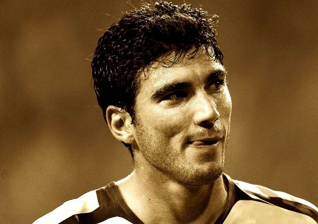 Chùm ảnh: Sự nghiệp thăng trầm của ngôi sao xấu số Antonio Reyes
