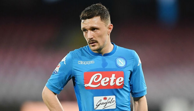 Chia tay Abate, AC Milan nhắm đến đồng đội của Ronaldo thay thế