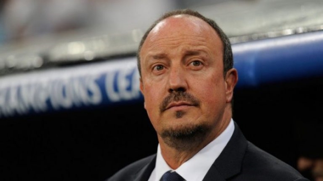 Benitez tăng cường lực lượng ở hai vị trí quan trọng