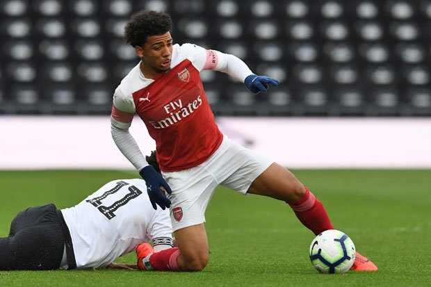Sao trẻ Arsenal hướng lòng về Bayern, "Hùm xám" sắp có thêm Gnabry 2.0