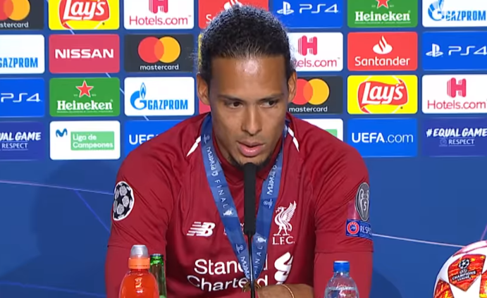 Virgil Van Dijk: "Anh ấy xứng đáng với Ballon d'Or"