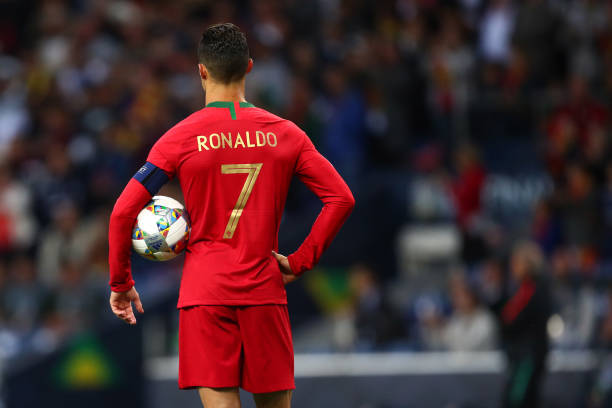 Ảnh bài viết Đỉnh cao như Ronaldo, 3 bàn là 3 siêu phẩm