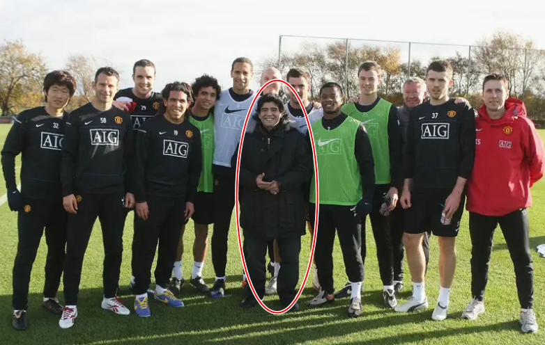 Ảnh bài viết Sẽ thế nào nếu Diego Maradona dẫn dắt Man Utd?