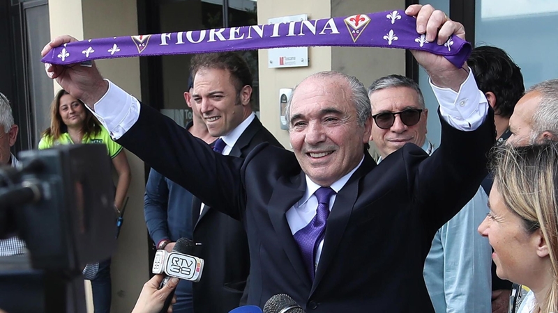 Tân Chủ tịch ra mắt, người hâm mộ Fiorentina có hành động khó tin