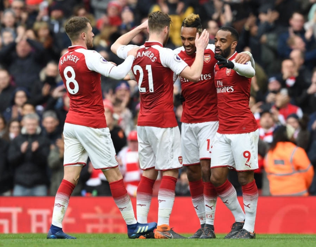 Arsenal giáng "cú đấm thép" vào Real, Barca cho 2 trụ cột hàng công