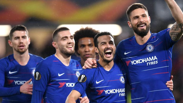Chelsea "tan đàn xẻ nghé", cơ hội cho Arsenal chiêu mộ "kẻ thay thế Ramsey"?