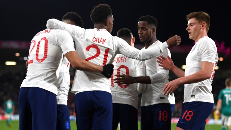 Đội hình hơn 200 triệu euro của U21 Anh: Mục tiêu Man Utd; Nhạc trưởng tương lai