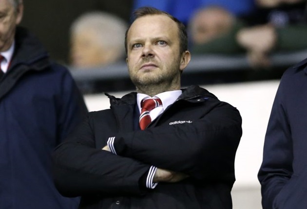 Biến căng! Ed Woodward cả gan chống lại Sir Alex, quyết 'thâu tóm' M.U