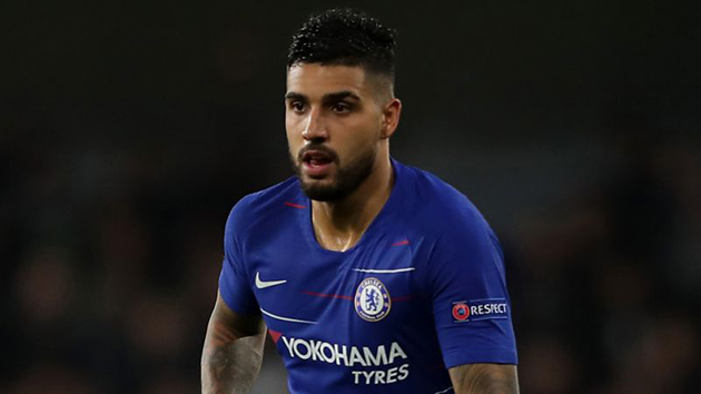 Hậu vệ Chelsea phủ nhận tin theo HLV Sarri đến Juventus
