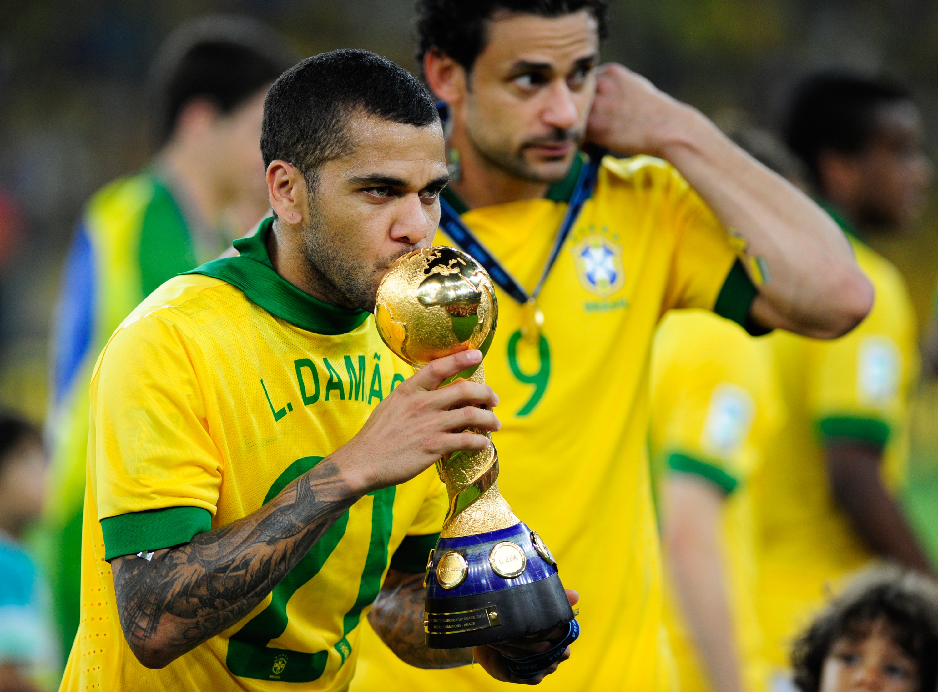 Dani Alves – “Của hiếm” được sản sinh bởi nền bóng đá Brazil