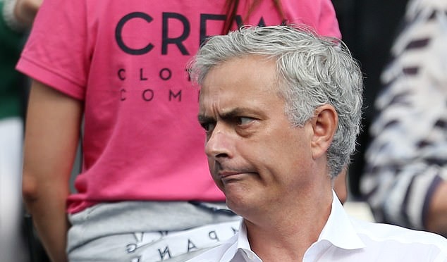 Jose Mourinho: "Tôi đã khóc vì cậu ta"