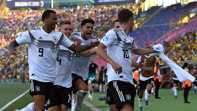 Đè bẹp hiện tượng U21 Romania, 'Cỗ xe tăng' thị uy sức mạnh