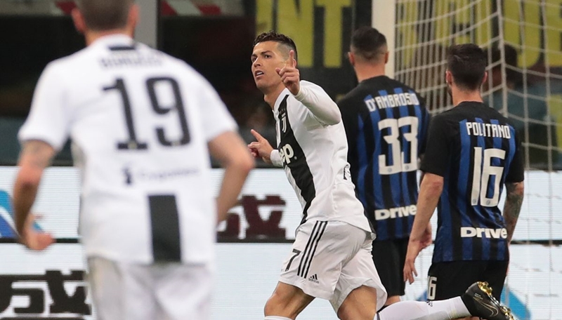 Inter Milan mua sắm rầm rộ, huyền thoại vẫn tin Juventus vô địch