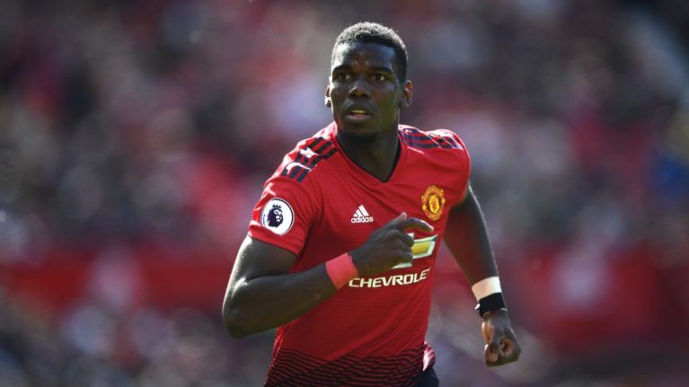 "Manchester United nên mua Kante hoặc Matuidi"