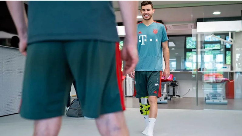 Tân binh Bayern: "Tôi sẽ lành lặn trở lại để cống hiến hết mình cho màu áo này"