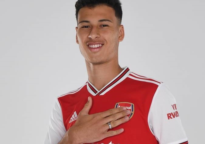 Thử việc 4 lần ở M.U, fan Ronaldo và các sự thật thú vị về tân binh Arsenal