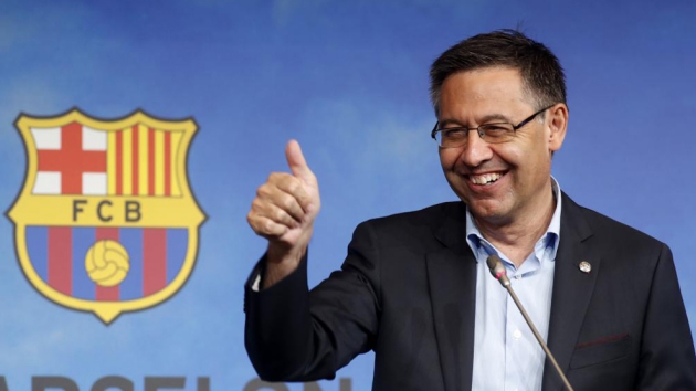 Vì 1 người, Barca lật kèo, đón "siêu trung vệ" 63 triệu về Catalan?