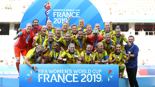 Hạ gục đội bóng của Neville, nữ Thụy Điển giành hạng 3 World Cup