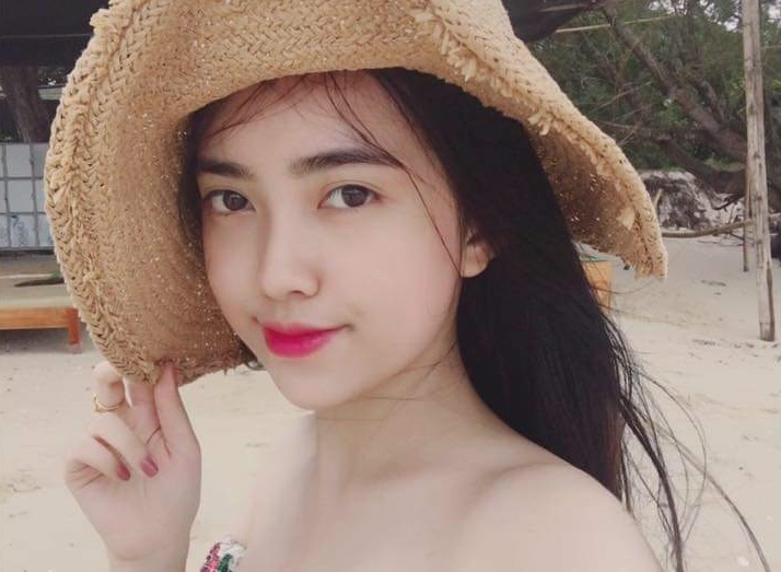Bỏng mắt với bạn gái mỹ nhân của trò cưng thầy Park