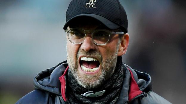 Chỉ mới có được 1 tân binh, chuyện gì đang xảy ra với Liverpool?