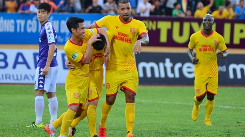 Gustavo dos Santos: Cơn gió mới trên hàng công của DNH Nam Định