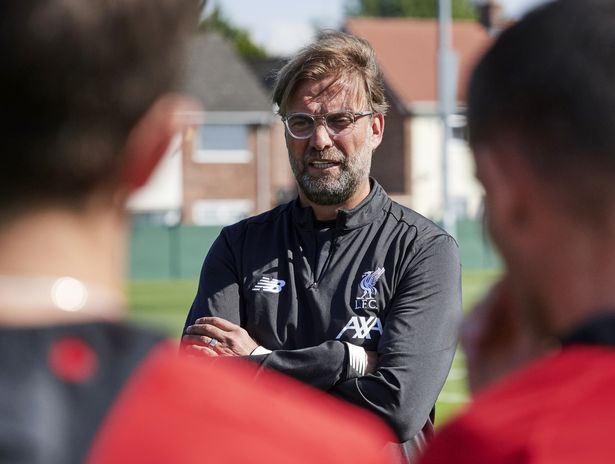 "Liverpool đang nhắm đến các cầu thủ đa năng"