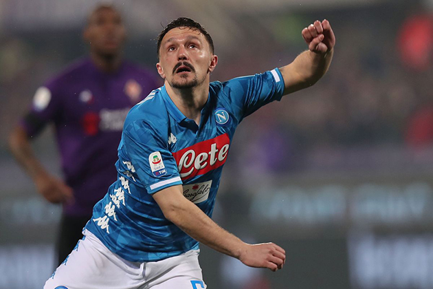 Napoli và 12 bản hợp đồng 'chất' qua mỗi mùa giải