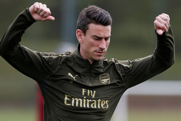 Tức nước vỡ bờ, đội trưởng Arsenal nổi loạn vì 2 lý do 'chấn động'