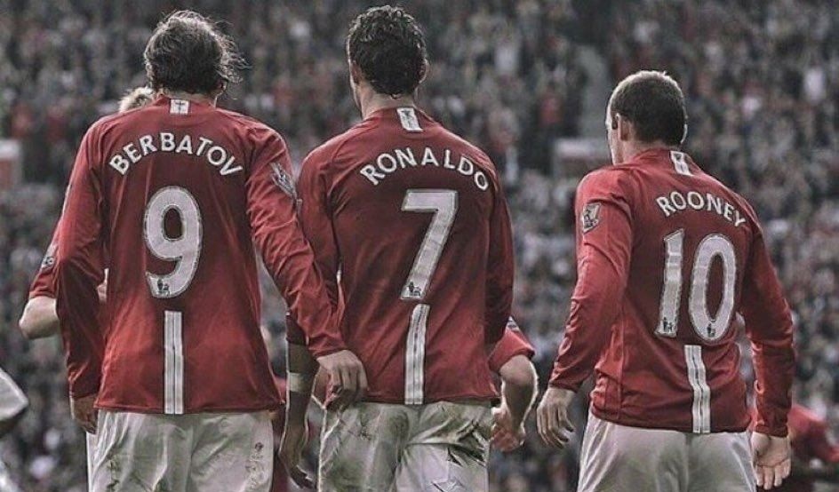 Ảnh bài viết 'Khi tôi ở Man Utd, hầu hết các đối thủ đều chấp nhận thất bại'