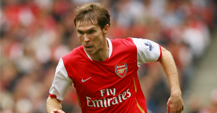"Tôi đã khóc khi rời Arsenal"