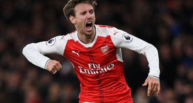 Bị Koscielny "phản bội", ai sẽ là đội trưởng mới của Arsenal?