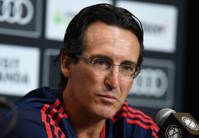 NÓNG! Emery nói câu chốt hạ, băng thủ quân Arsenal sắp có chủ mới