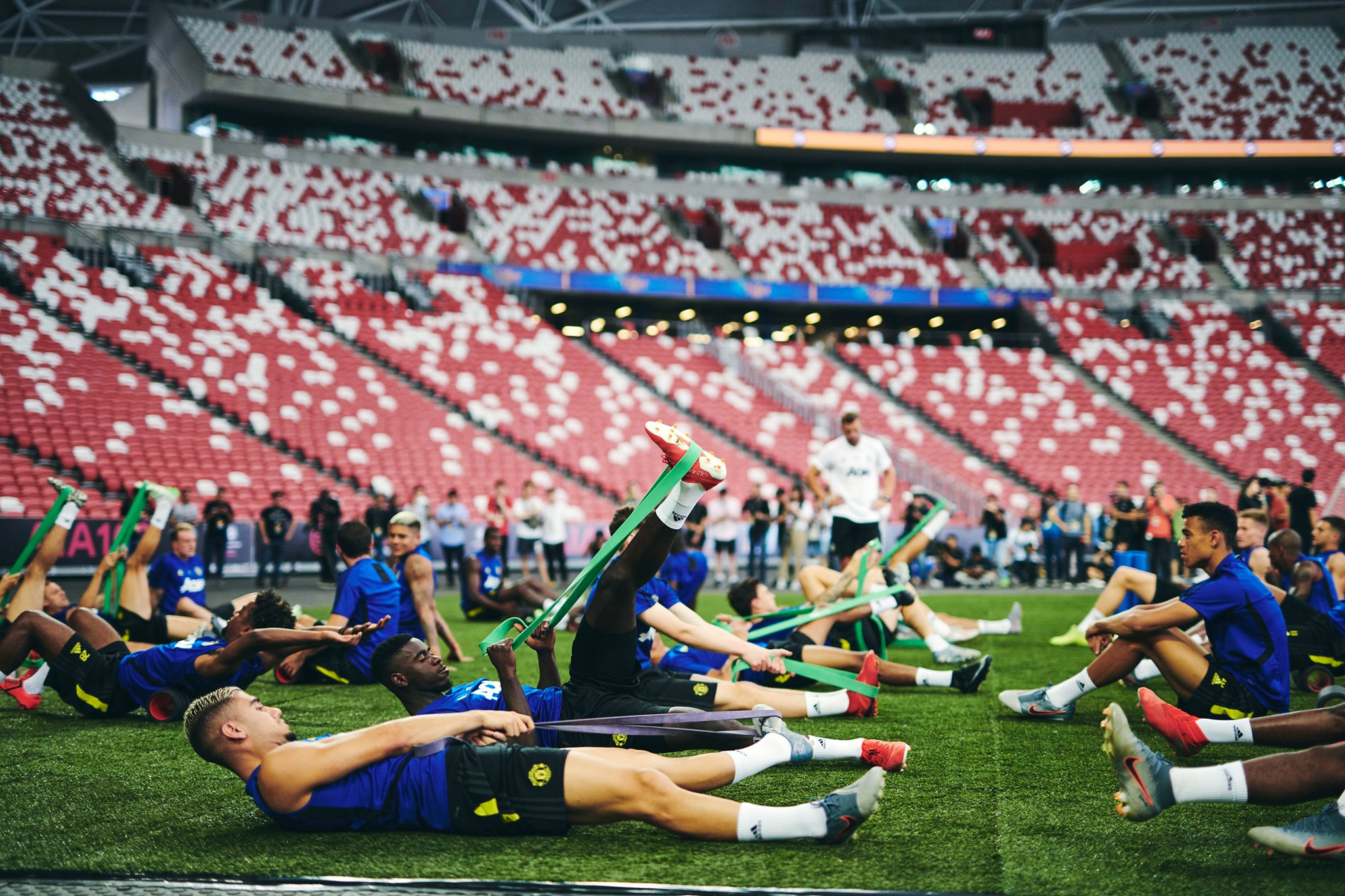 Ảnh bài viết Man Utd căng sức tập luyện tại SVĐ đẹp như mơ