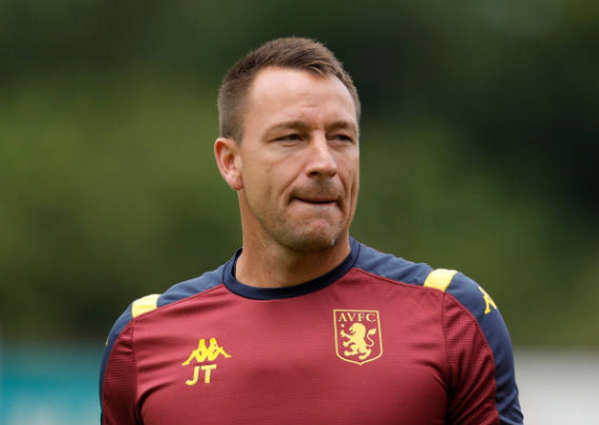 Ảnh bài viết Chỉ là trợ lý HLV nhưng Terry ăn đứt Lampard về điều này