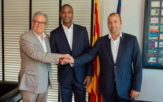 CHÍNH THỨC: Barcelona bổ nhiệm cựu sao nắm giữ vị trí 'gõ đầu trẻ'