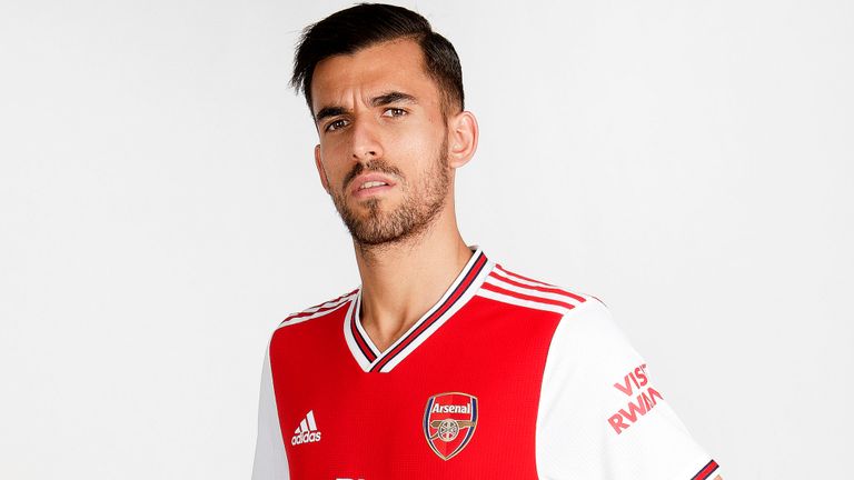 Arsenal chiêu mộ "Xabi Alonso mới" - Xin đừng quên bài học từ Suarez