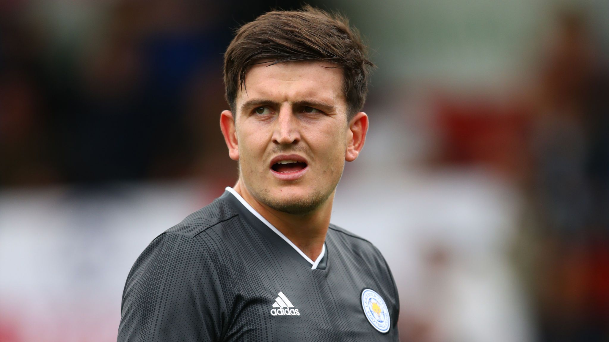 Sắp ngã ngũ! Bạn gái xác nhận Maguire trên đường tới Man Utd?
