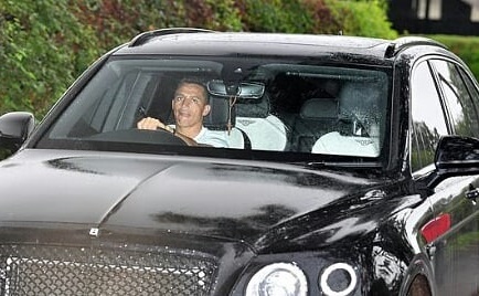 Ảnh bài viết Sao 500.000 bảng/tuần đến Carrington, hàng công M.U chắp thêm sức mạnh