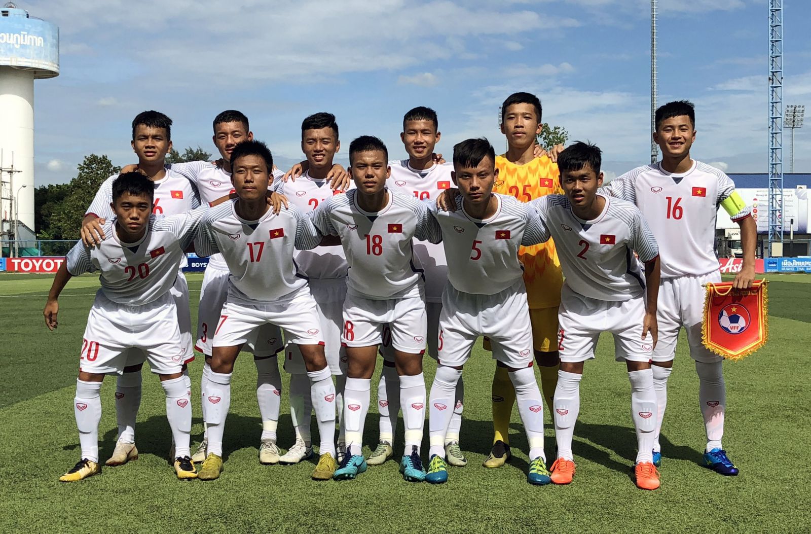 Đả bại Singapore, U15 Việt Nam thắng trận thứ 2 liên tiếp tại giải Đông Nam Á