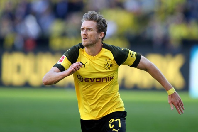 CHÍNH THỨC: Dortmund chia tay nhà vô địch World Cup, đẩy thành công cái tên thứ 6 trong mùa hè